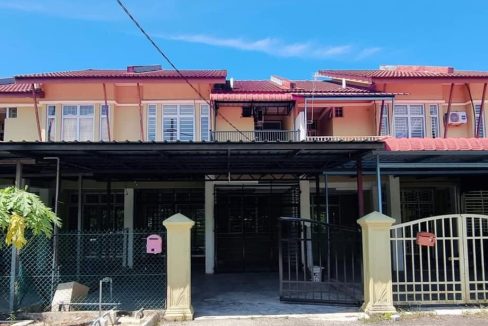 Rumah Teres 2 Tingkat di Wadi Iman Kok Lanas Untuk Dijual